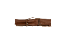 Carica l'immagine nel visualizzatore di Gallery, Rotolo portacoltelli in pelle