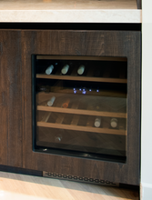 Afbeelding in Gallery-weergave laden, Wijnklimaatkast Onderbouw 82cm, 35 bottles
